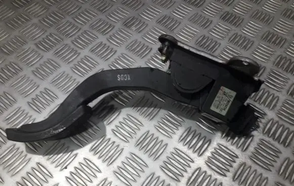 Hyundai Matrix Accelerator throttle pedal 3270517050 32705-17050