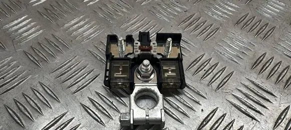 Toyota RAV 4 (XA40) Positive wiring loom
