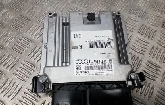 Audi A6 S6 C6 4F Engine control unit/module ECU 03L906019AE