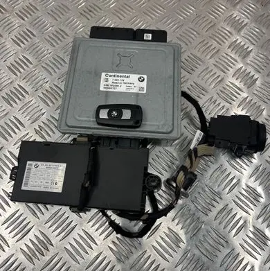 BMW 5 E60 E61 Engine ECU kit and lock set 7595179 5WK93727