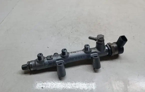 Porsche Cayenne (92A) Fuel main line pipe 059130090CN