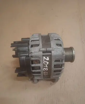 Renault Clio IV Generator/alternator 231005300R