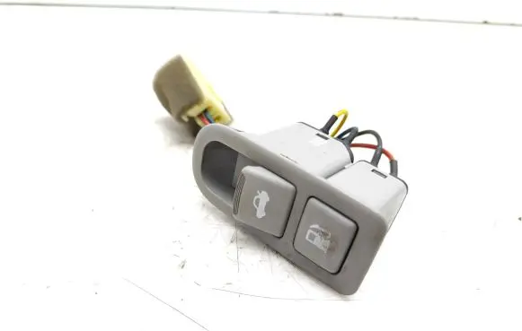Hyundai Sonata Fuel tank opening switch 935553K000