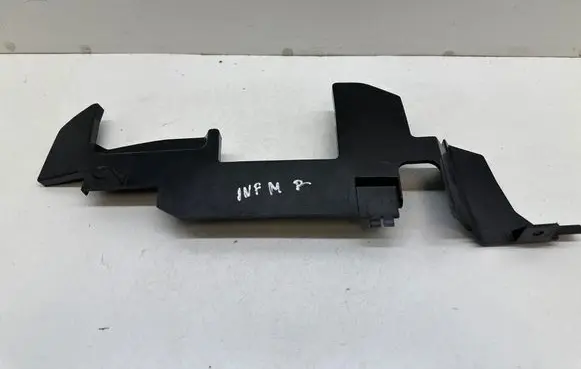 Infiniti M Intercooler air guide/duct channel 