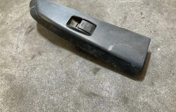 Toyota Hilux (AN10, AN20, AN30) Electric window control switch 742710K020