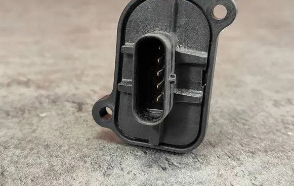 BMW 4 F32 F33 Mass air flow meter 7612746 0280218279 343077824