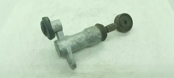 Audi A4 S4 B5 8D Clutch master cylinder 8d1721401