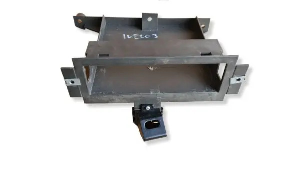 Iveco Daily 3rd gen Dashboard storage box/compartment 500323160 56712