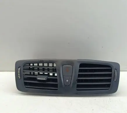 Renault Megane III Dash center air vent grill 1841029