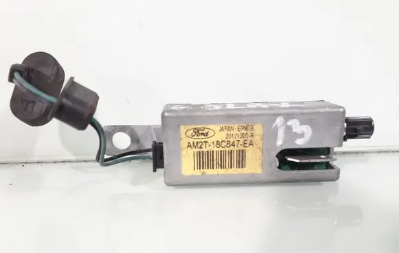 Ford Galaxy Aerial antenna filter AM2T18C847EA
