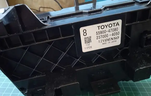 Toyota Prius+ (ZVW40) Climate control unit 5590047080