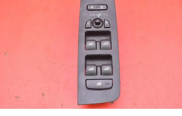 Volvo V40 Electric window control switch 31376495