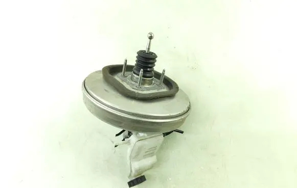 Opel Grandland X Brake booster 9807687080 0204821216