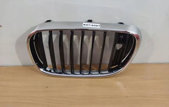 BMW 7 G11 G12 Front bumper upper radiator grill 51137357011