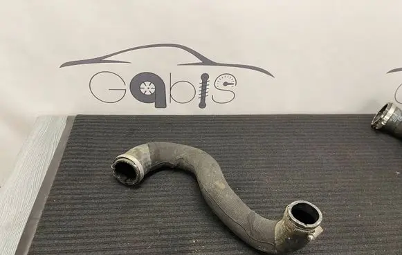 Porsche Macan (95B) Air intake hose/pipe 8R0145790A