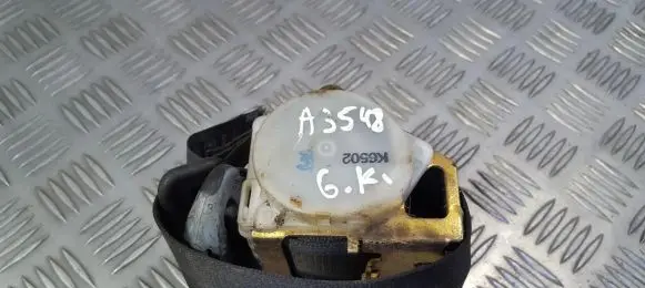 Opel Vectra B Rear seatbelt 90462771 gm90462771