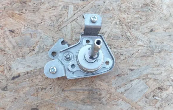 Hyundai i30 Seat adjustment knob 