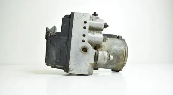 Audi A6 S6 C4 4A ABS Pump 8D0614111