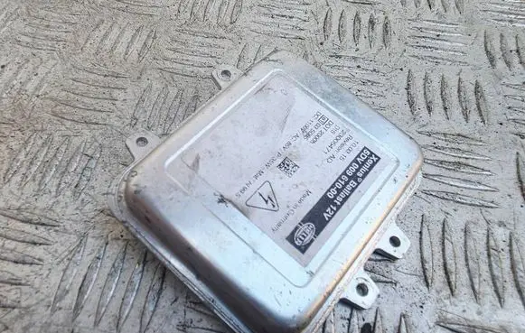 Nissan Qashqai Headlight ballast module Xenon 5DV00961000