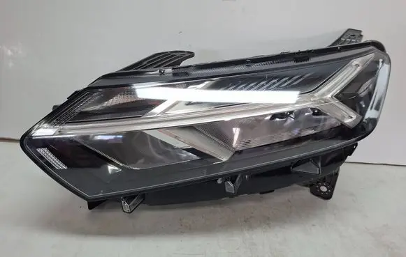 Dacia Sandero III Headlight/headlamp S27647825 260608545R