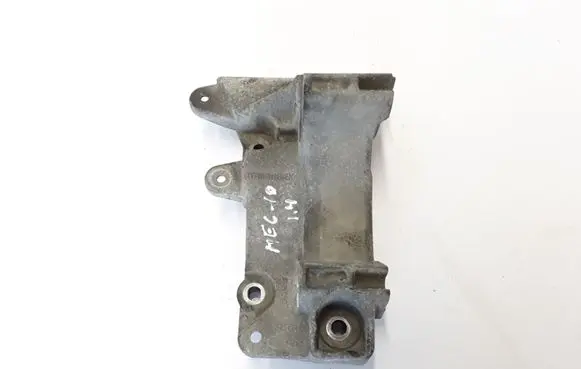 Generator/alternator bracket