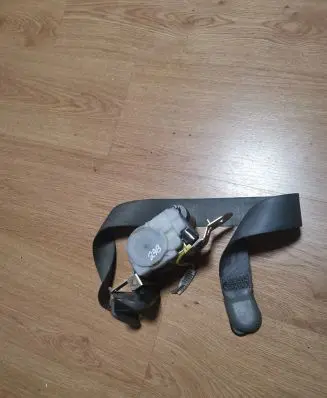 KIA Sorento Front seatbelt 0432022 151776