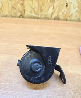 Volvo V40 Horn signal 0055306