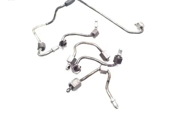 BMW 5 F10 F11 Fuel injector supply line/pipe 