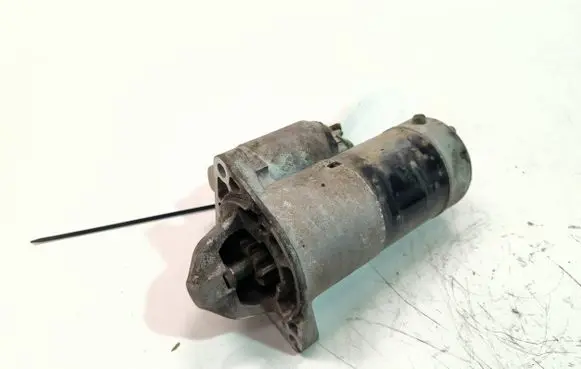 Opel Insignia A Starter motor 55585237AE