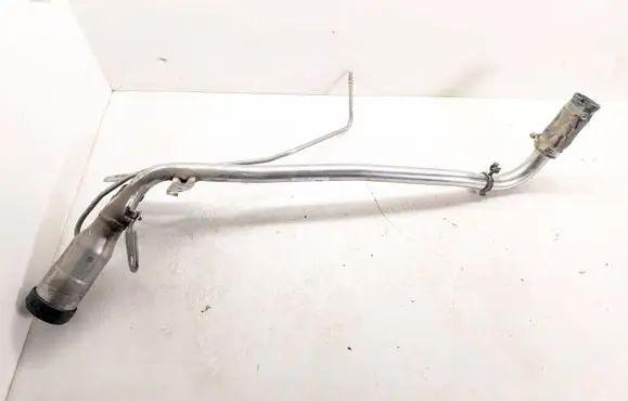 Fuel tank filler neck pipe