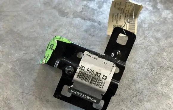 Renault Trafic III (X82) other engine part 625M96819R