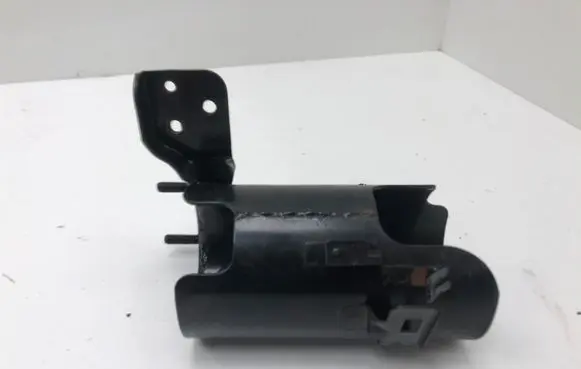 Hyundai ix35 Fuel filter bracket/mount holder 