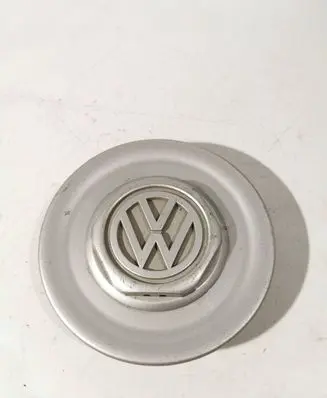 Volkswagen Golf III Original wheel cap 357601149G