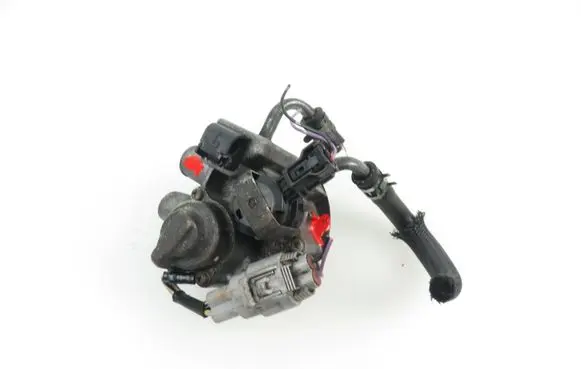 Mitsubishi ASX Fuel filter housing 