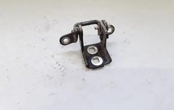 Opel Insignia A Rear door upper hinge A046574