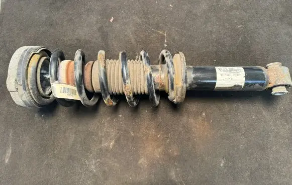 BMW X3 F25 Rear shock absorber with coil spring 6796317