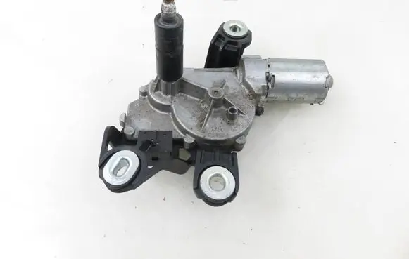 Volkswagen Golf V Rear window wiper motor 0390201845 1K9955711A