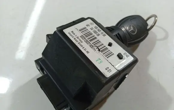 Mercedes-Benz B W245 Ignition lock 1695451508