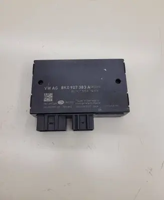 Audi A4 S4 B8 8K Tow bar trailer control unit/module 8K0907383A 5DS00999500