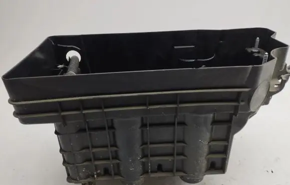 Nissan Juke II F16 Battery tray 648945022R