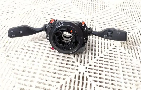 BMW 8 G15 Wiper turn signal indicator stalk/switch 9437973 18601961