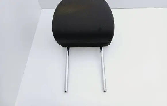 Seat Ibiza IV (6J,6P) Front seat headrest 