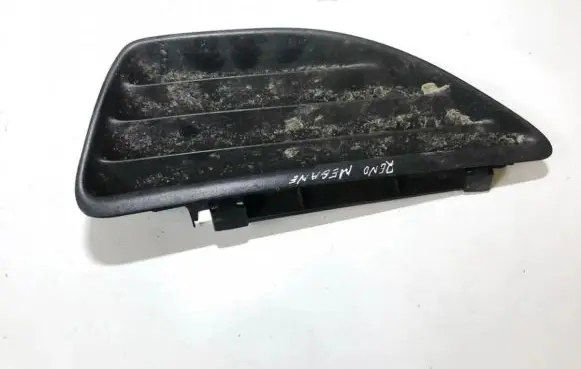 Renault Megane I Front grill 7700427581