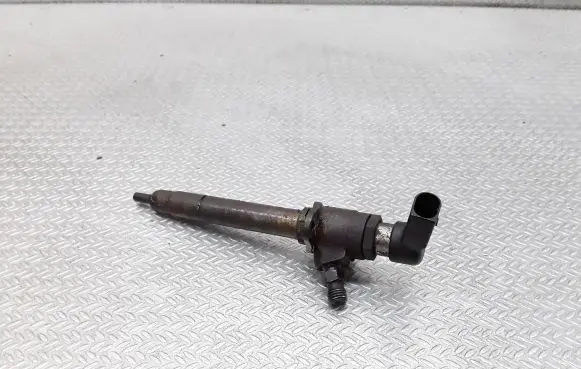 Jaguar XF X250 Fuel injector 5U3Q9K546AA