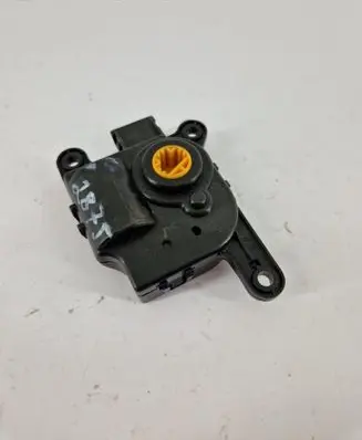 Hyundai i20 (PB PBT) Air flap motor/actuator D332AP6LA