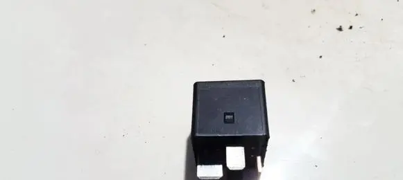 BMW 5 E60 E61 Other relay 6901469 61.36-6901469