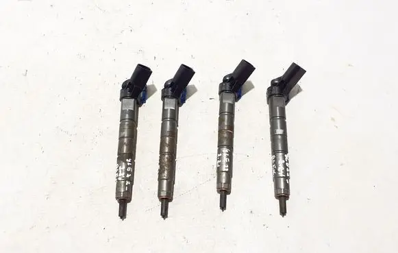 Fuel injector
