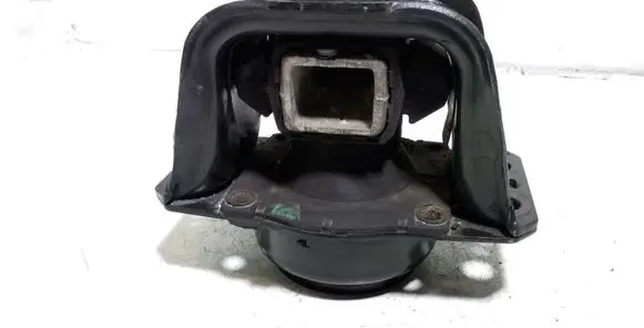 Citroen C4 I Picasso Engine mount bracket 9636270080