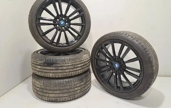 BMW i8 R20 alloy rim 6880105 6880106
