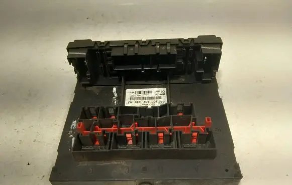 Volkswagen Golf V Engine control unit/module 3C0937049AJ 00864617 F005V00661